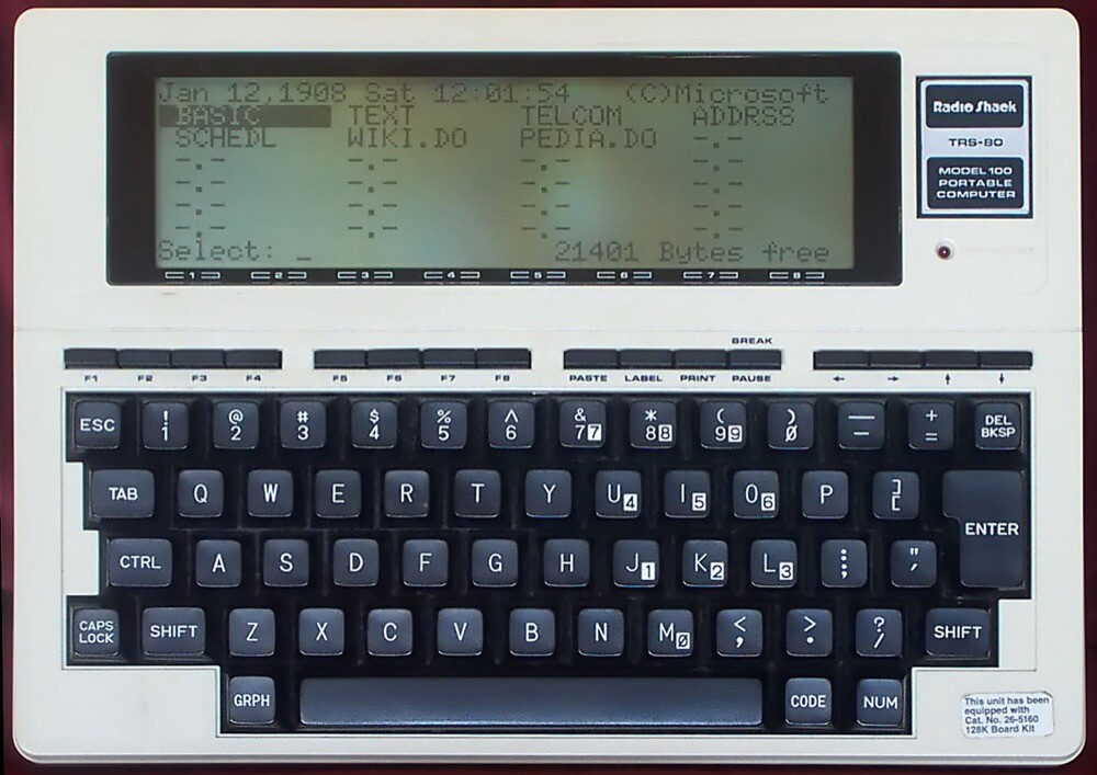 Um Model 100 de 1983