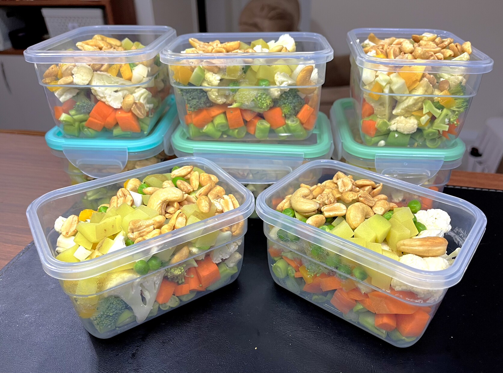 8 potes de legumes picados