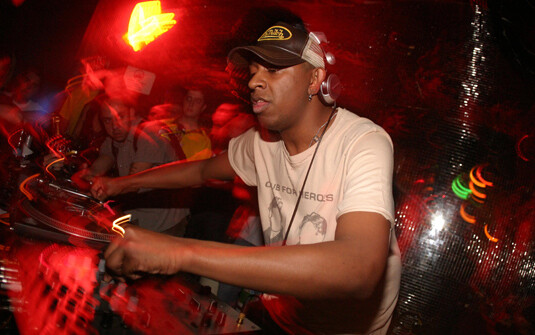 Marky em ação na cabine