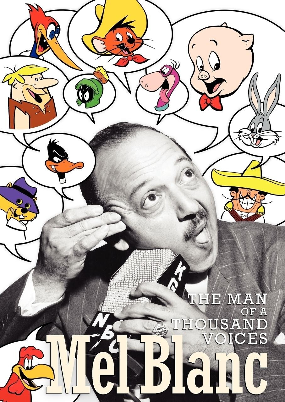 Mel Blanc, em preto e branco, cercado dos personagens a quem deu voz