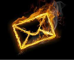 Um ícone de mensagem, em chamas