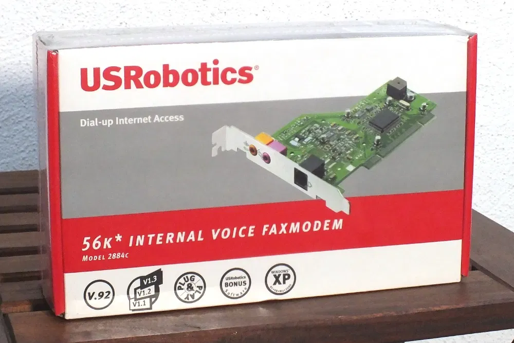 Caixa de um Fax Modem interno da US Robotics, de 56K