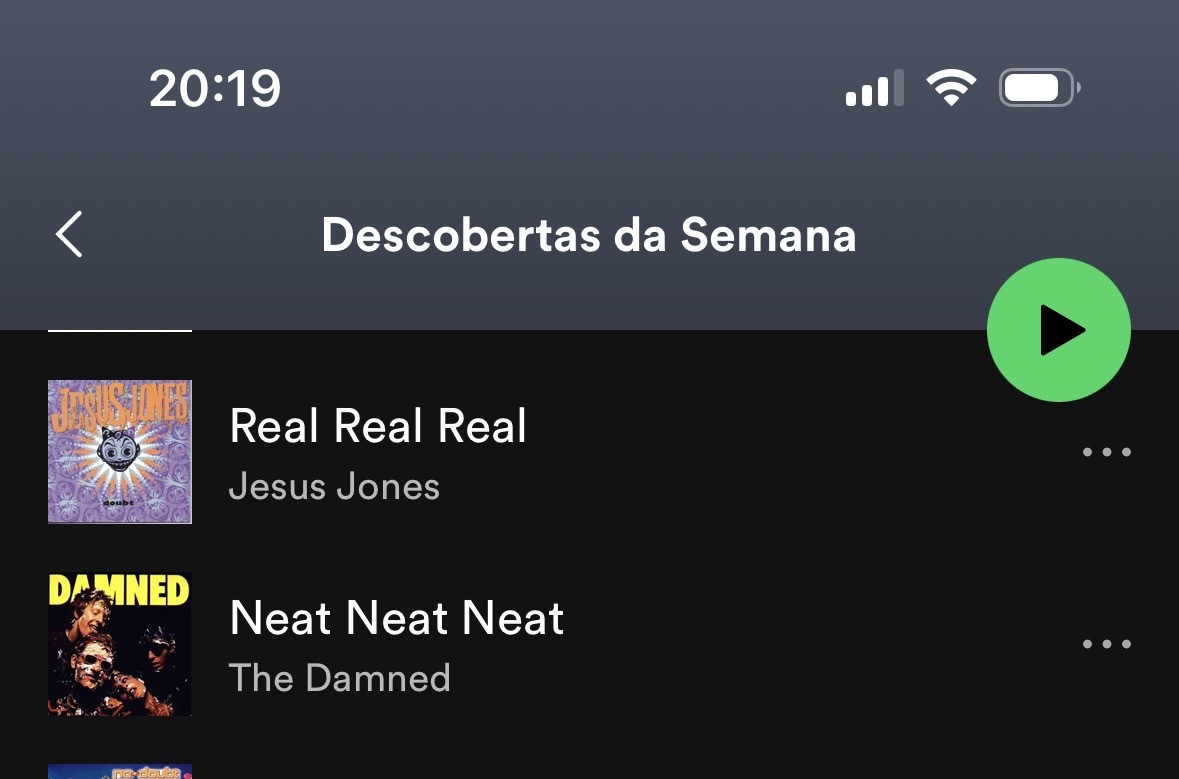 Print do spotify mostrando a lista Descobertas da Semana, com as musicas:<br>- Real real real <br>- Neat neat neat