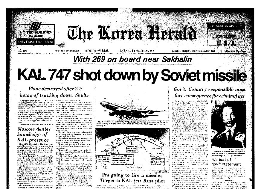 Capa do jornal Korean Herald com a manchete: <br>With 269 on board near Salhalin: KAL 747 shot down by Soviet missile<br>Country responsible must face consequence for criminal act
