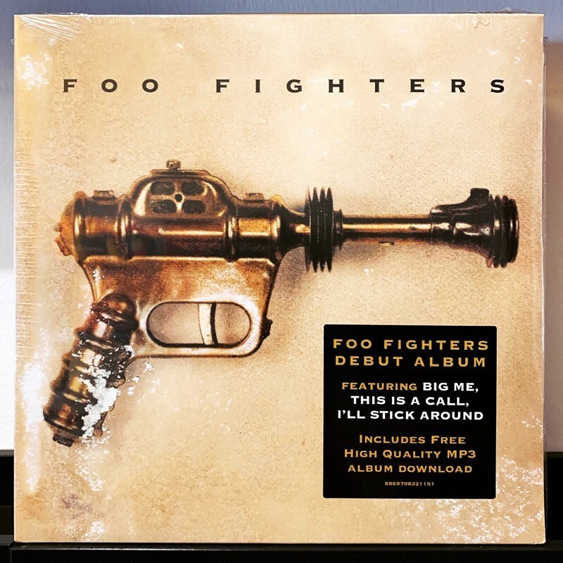 Capa do álbum de estreia do Foo Fighters