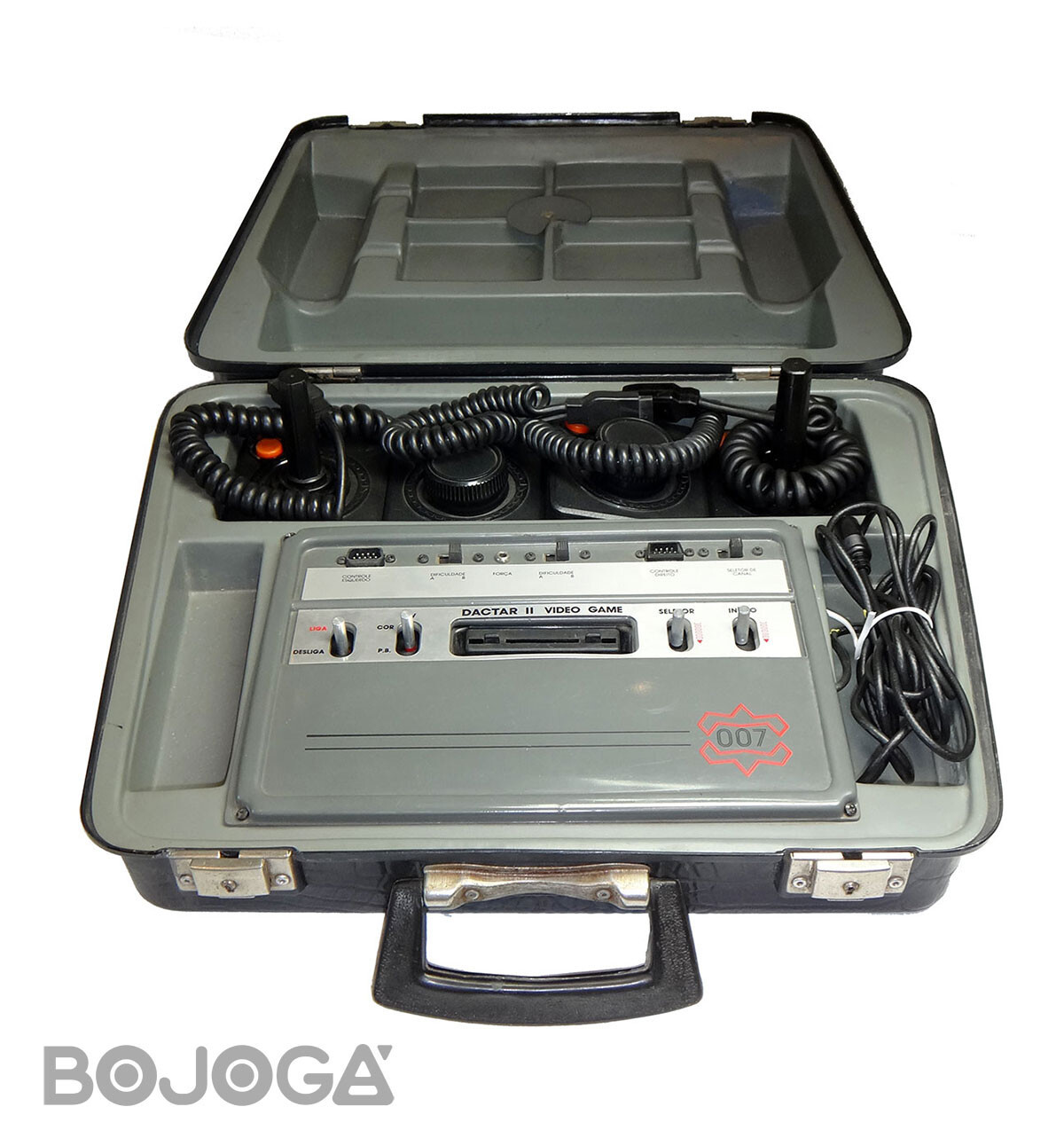 Um dos 3 modelos do Dactar 007