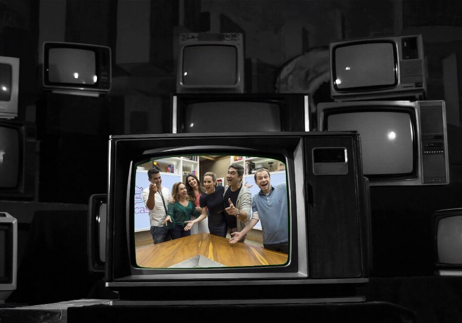 Cena promocional da primeira edição do É de Casa