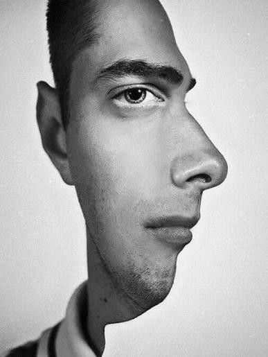 Foto de uma face masculina recortada de forma a ficar difícil identificar se o modelo está de frente ou de perfil