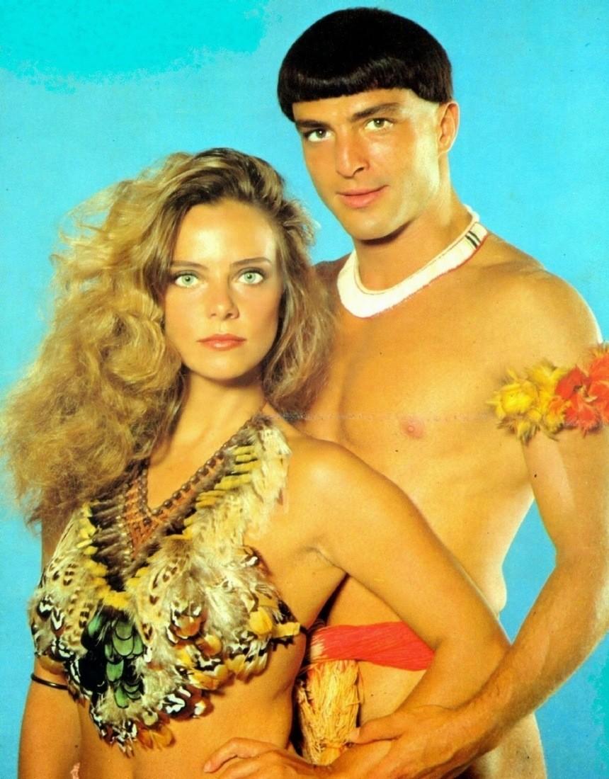 Poster de Bruna Lombardi e Carlos Alberto Riccelli em seus papeis em Aritana