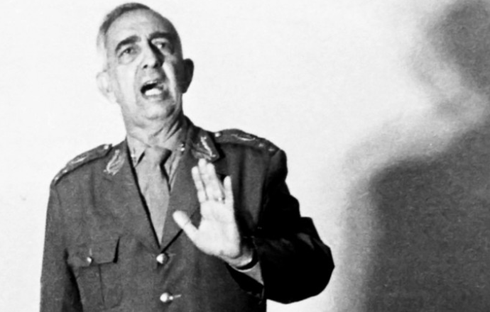 O comandante do 2° Exército e responsável pelo DOI-CODI, general Ednardo D’Ávila Mello